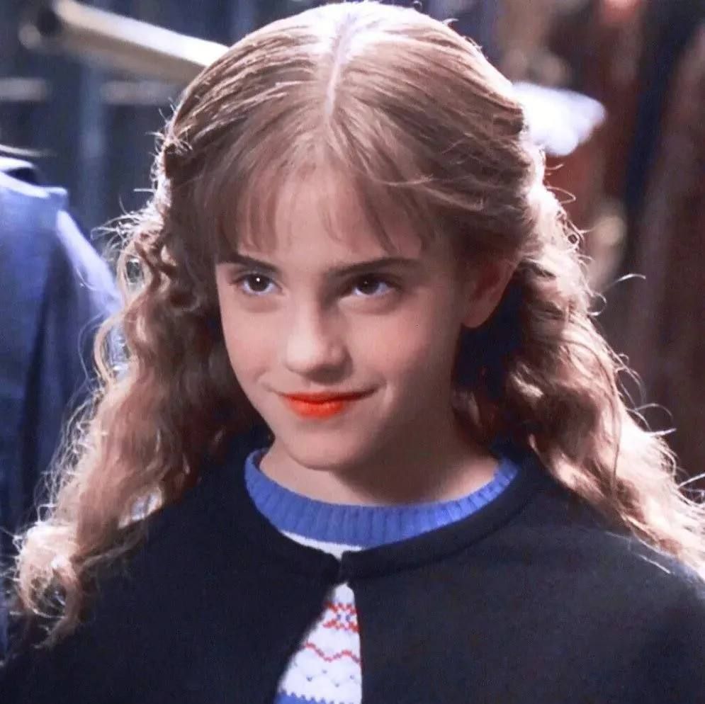 赫敏|“赫敏”艾玛沃特森：出道就是巅峰的她，从魔法少女蜕变成巨星