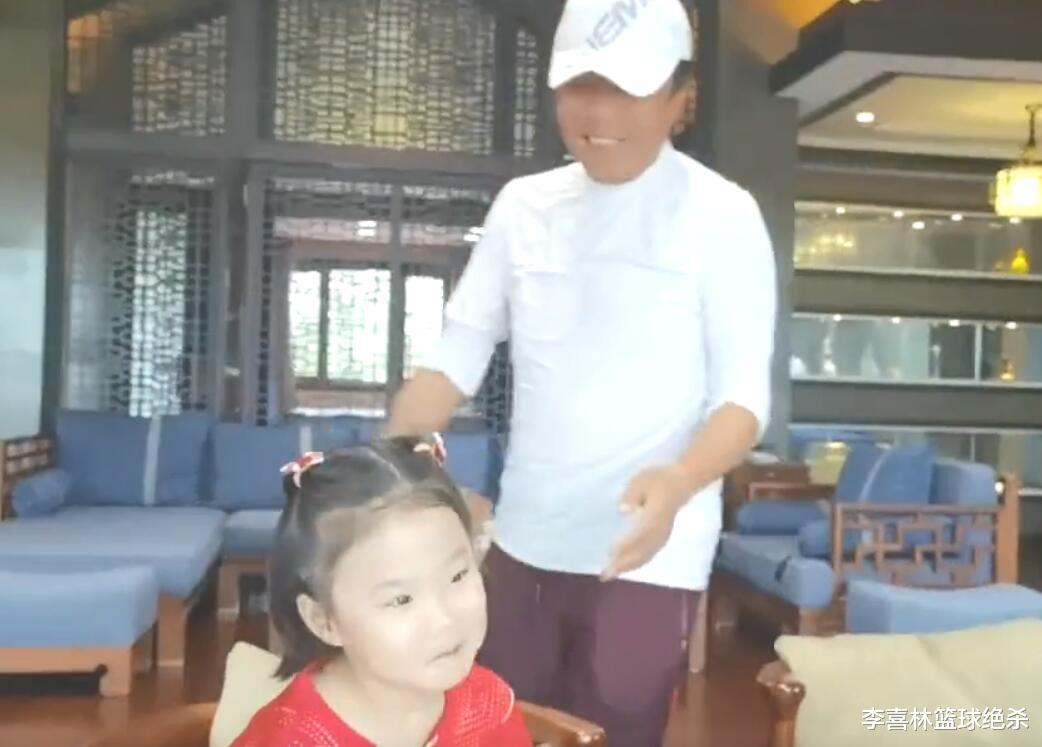 郭斌|王楠巨富老公伤心变开心！6岁女儿画画补送礼物：多才多艺真优秀