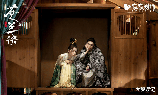 王鹤棣|王鹤棣被爆「已有6年圈外女友」！她背景曝光，网友呼：很加分