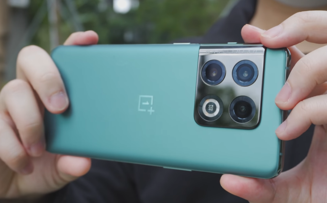 一加科技|同为骁龙8旗舰,为何一加10 Pro在游戏、影像、系统方面好评不断?