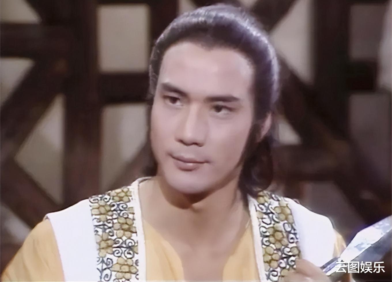 徐少强|徐少强女儿拍旅游节目,穿泳装大秀身材,突然下雨冷到头晕耳鸣