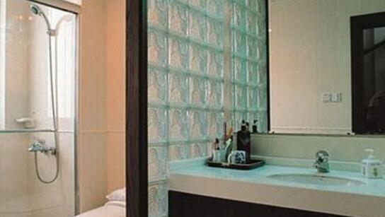 卫生间隔断,好看又实用上档次