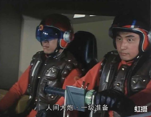 |《勇敢的翅膀》轰6座舱被吐槽,剧情特效低智化,就像日本特摄片