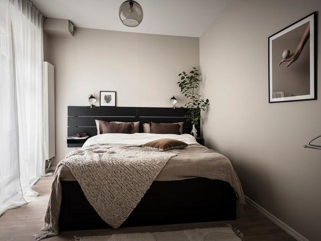 中性温和色调的住宅,有深沉的宁静,亲和的温暖,充满岁月沉淀感