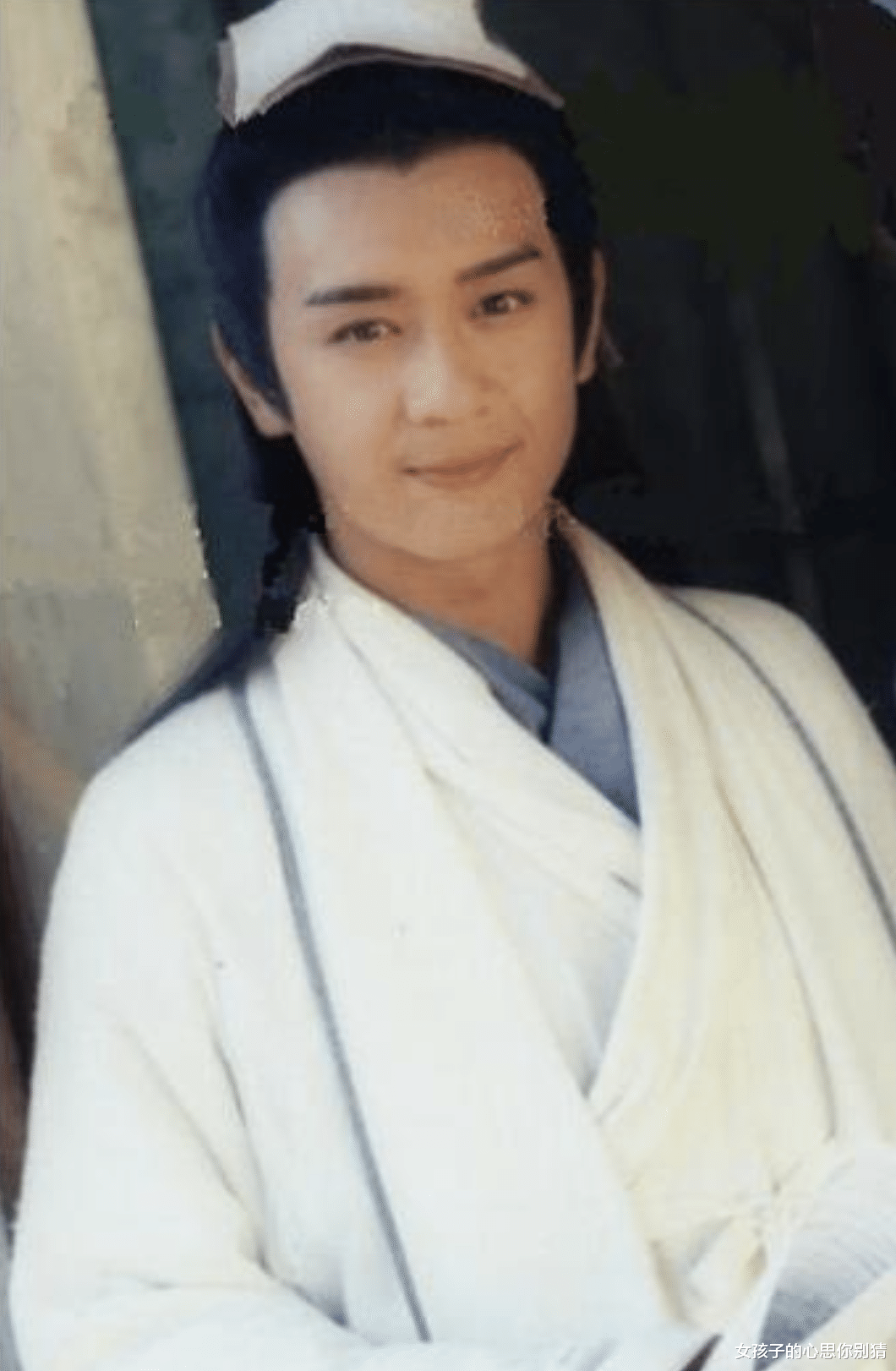 明星|“要钱不要脸”的8位明星,捞钱的嘴脸太难看,穷成这样了?