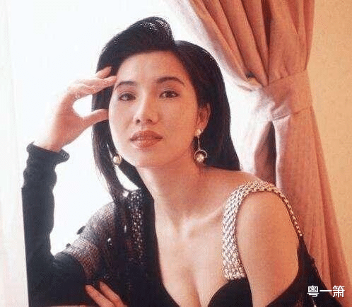 关秀媚|什么叫媚骨天成?香港女星当中她不是最美的,但她却是最媚的