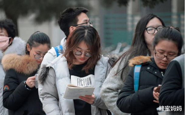 大学生|不太适合考研的几类大学生，与其去“走过场”，不如就业积攒经验