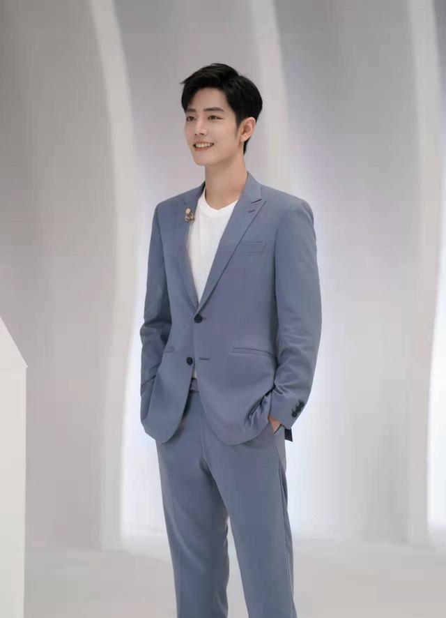 迪丽热巴|群星为高三学子加油：肖战录视频显诚意，热巴晒火锅图送鸿运