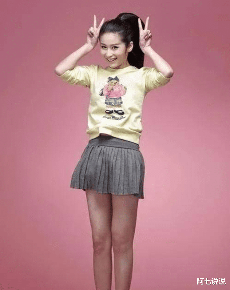 颖儿|瘦成“骷髅”,曾是杨子爱将遭黄圣依忌惮,她的故事比你想的精彩