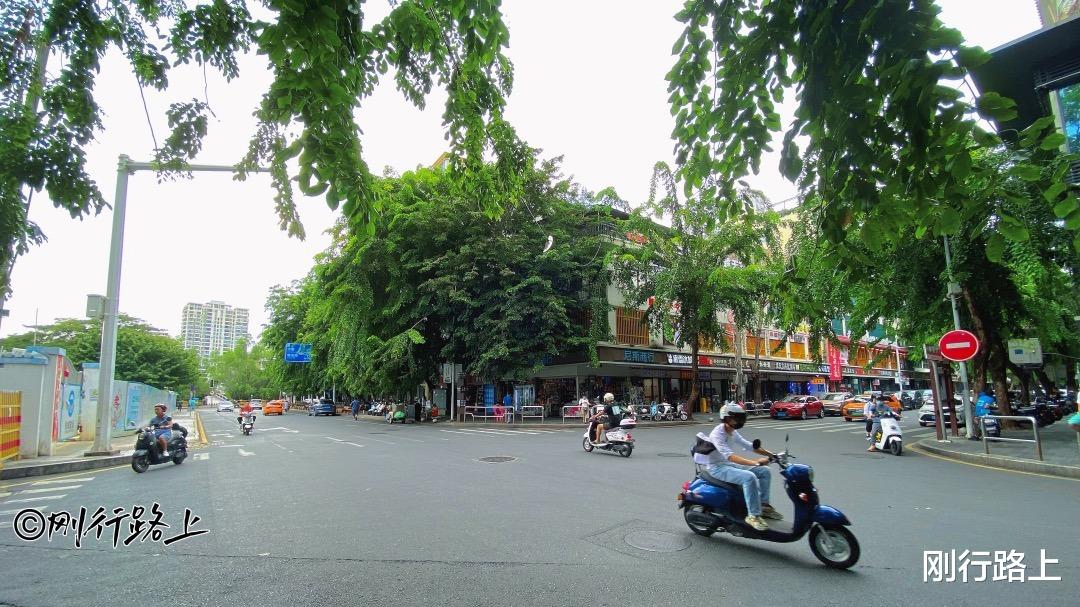 三亚|三亚商品街，每一条巷子都能让人流连忘返