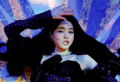 腾讯视频|被中韩网友一起狙击?张元英身份发言引争议,天才爱豆却总被骂?