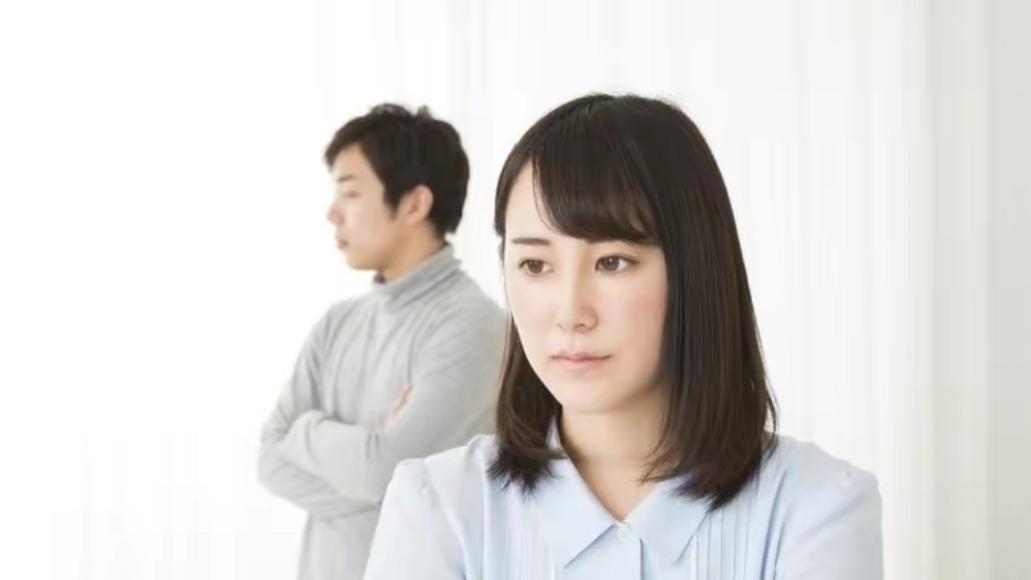 |真荒唐，因钓鱼上瘾，自己老婆都不要了