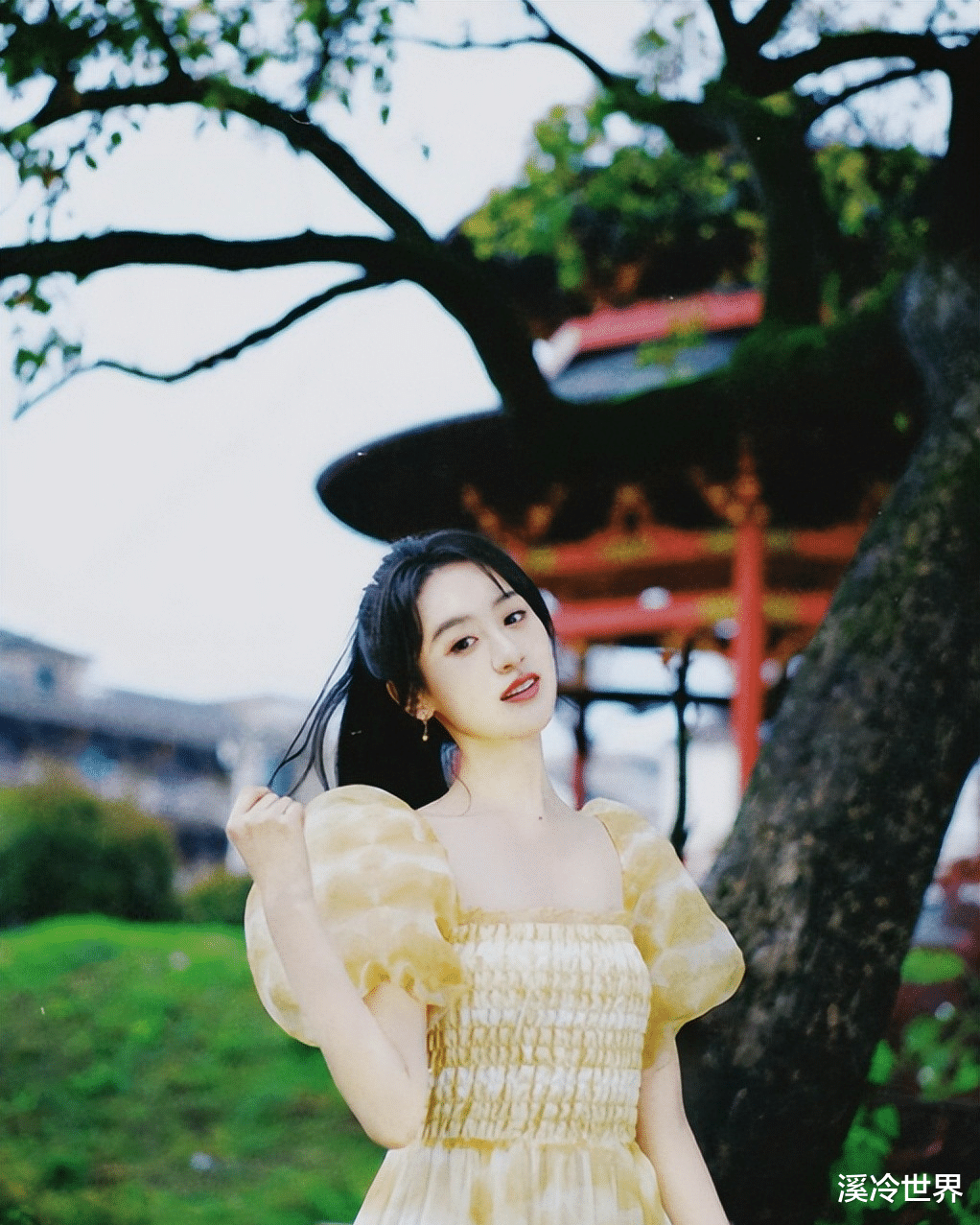 杨紫|明星过端午：杨紫用“心”，王一博送祝福，肖战“春生”牌粽子拽