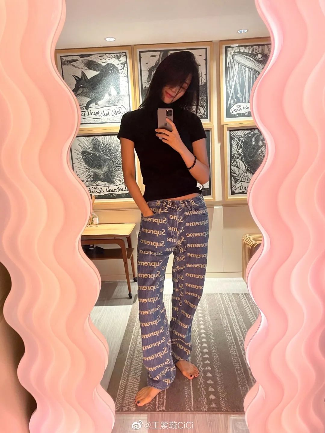 浪姐王紫璇豪宅曝光!自带室内电梯,摆满潮玩,装修品位一绝