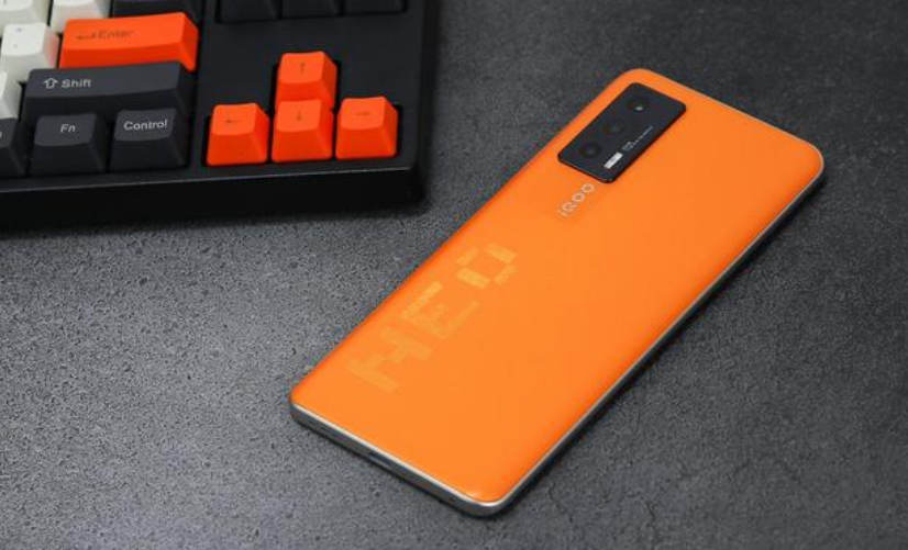 高通骁龙|骁龙870不够用？双芯旗舰才是经典，12GB+光学防抖主摄，仅售2179