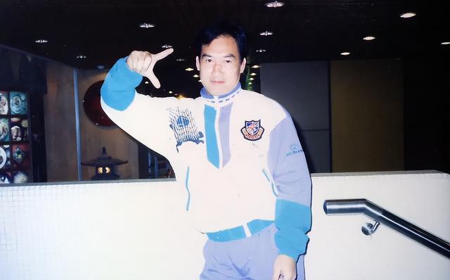 梁家仁|捧红周星驰,搭档洪金宝:梁家仁参演《最佳时机》12.23上线!