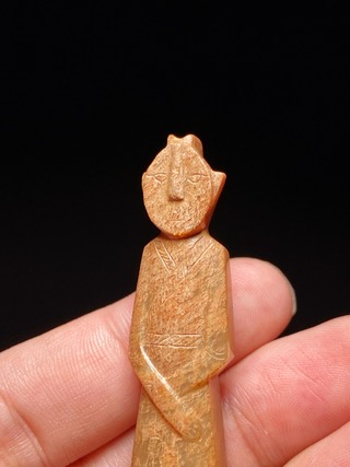 |汉 和田玉受沁 玉人 挂件