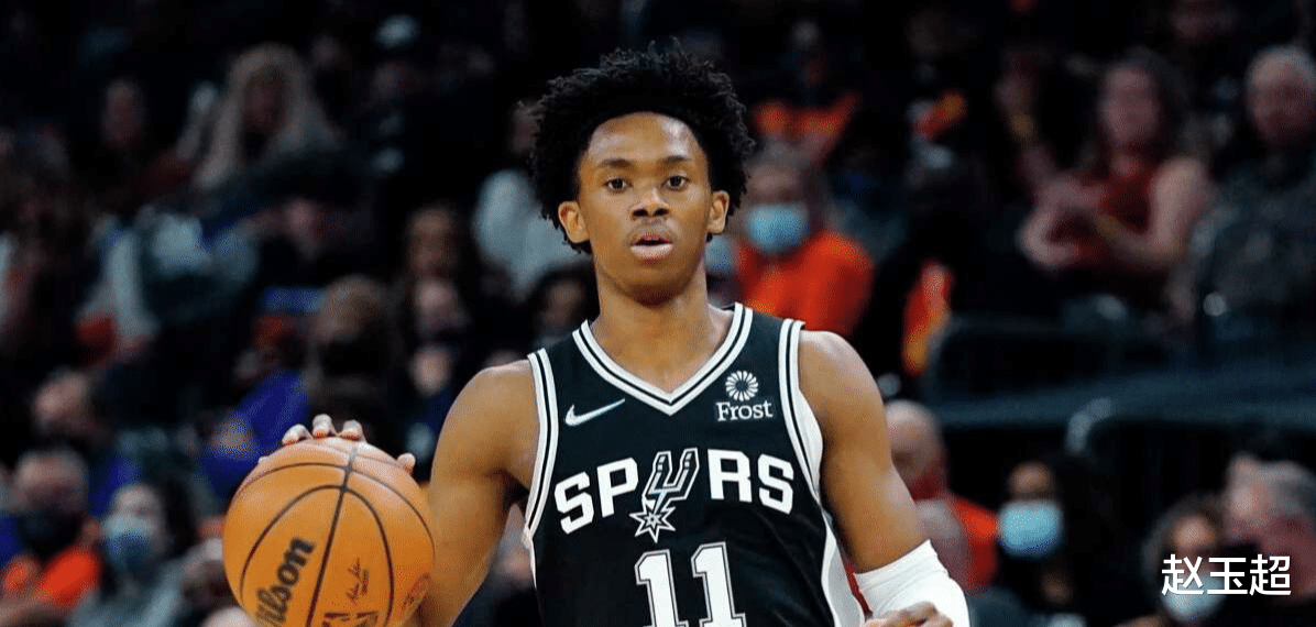 NBA疯狂一夜!黄蜂老大判刑3年,欧文禁赛5场,哈登再次受伤