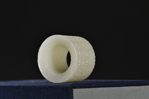 玉扳指|清代 和田玉扳指