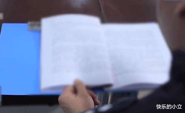 19年一男子14年入狱6次,狱警发觉其身份异常,调查档案后潸然泪下