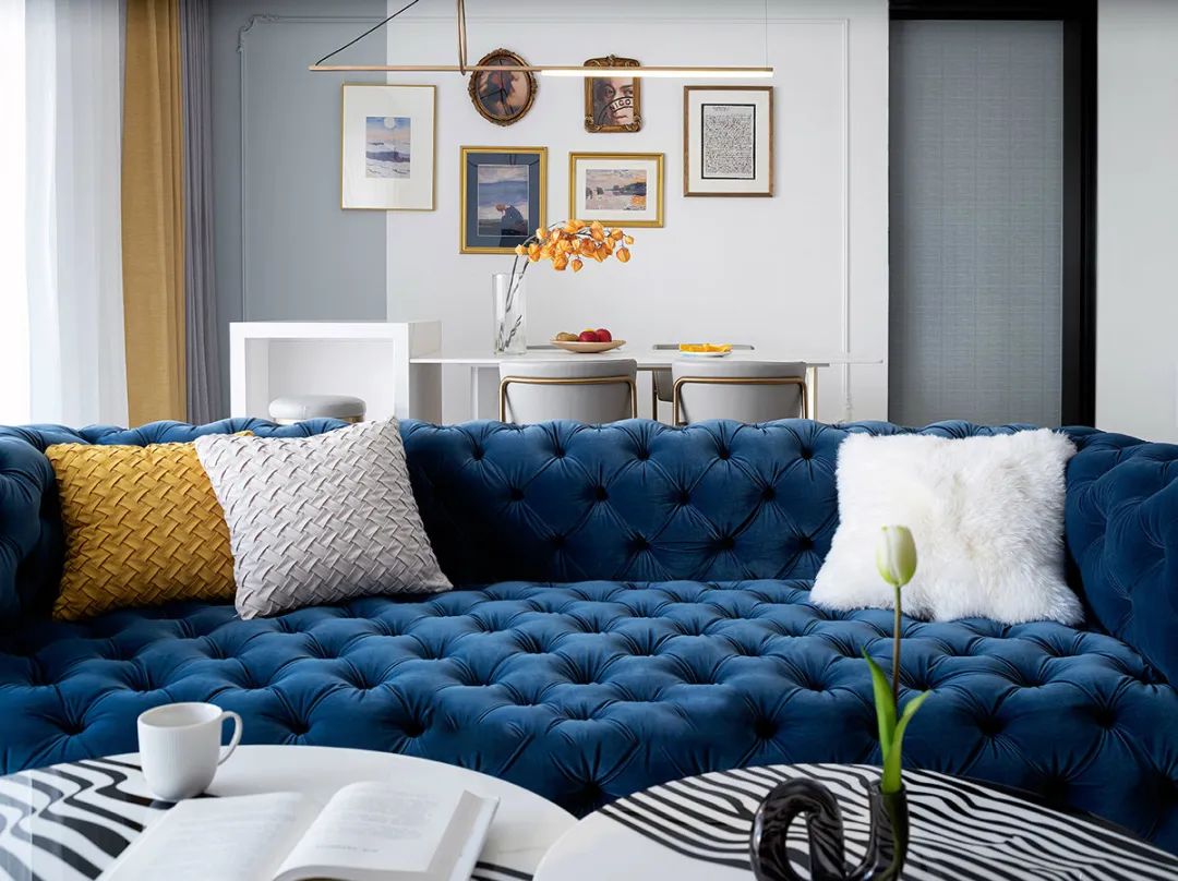 复古蓝+亮金饰,打造空间柔美轻奢质感