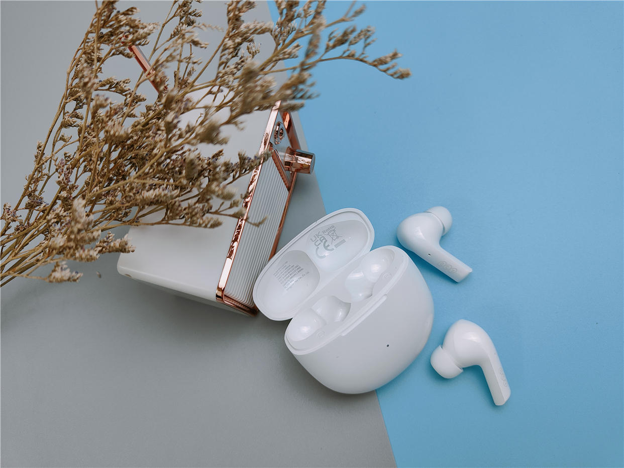 苹果|若说耳机世界里有一股清流，那这款QCY耳机肯定是其中之一