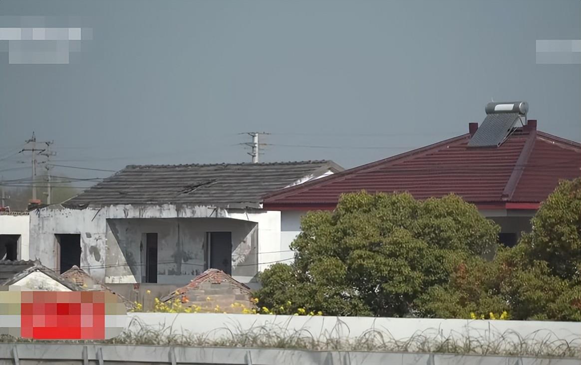 饵料|3年前，江苏5旬男子垂钓66天晒成阴阳脸，谁料帮警方侦破一件大案