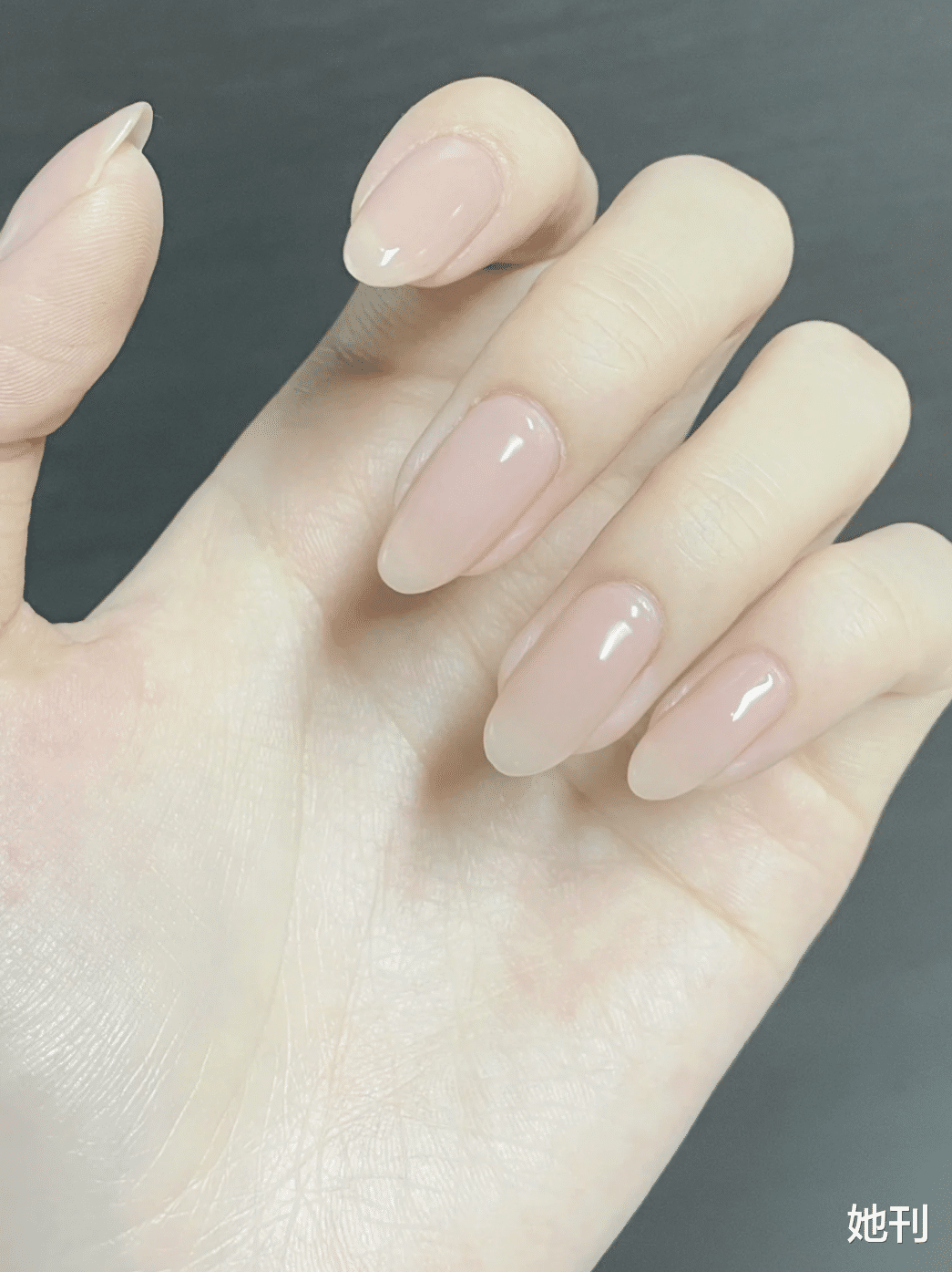 美甲 全网都在夸杨幂这个照片美,开春爆款已经预定