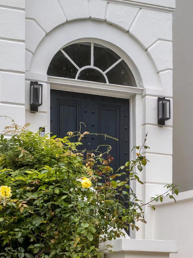 走进明亮有活力的伦敦住宅,温和色调充满了温暖的感觉,太喜欢