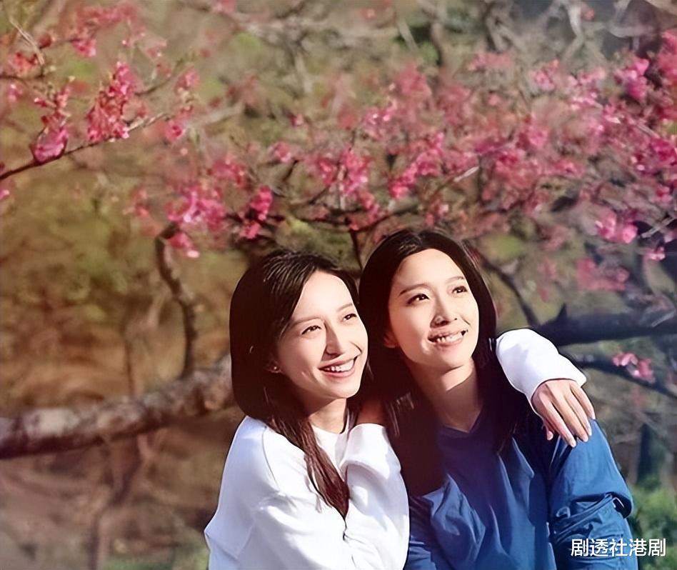 TVB|无视争奖是非,TVB花旦过33岁生日,好闺蜜挺巨肚带两个儿子参加