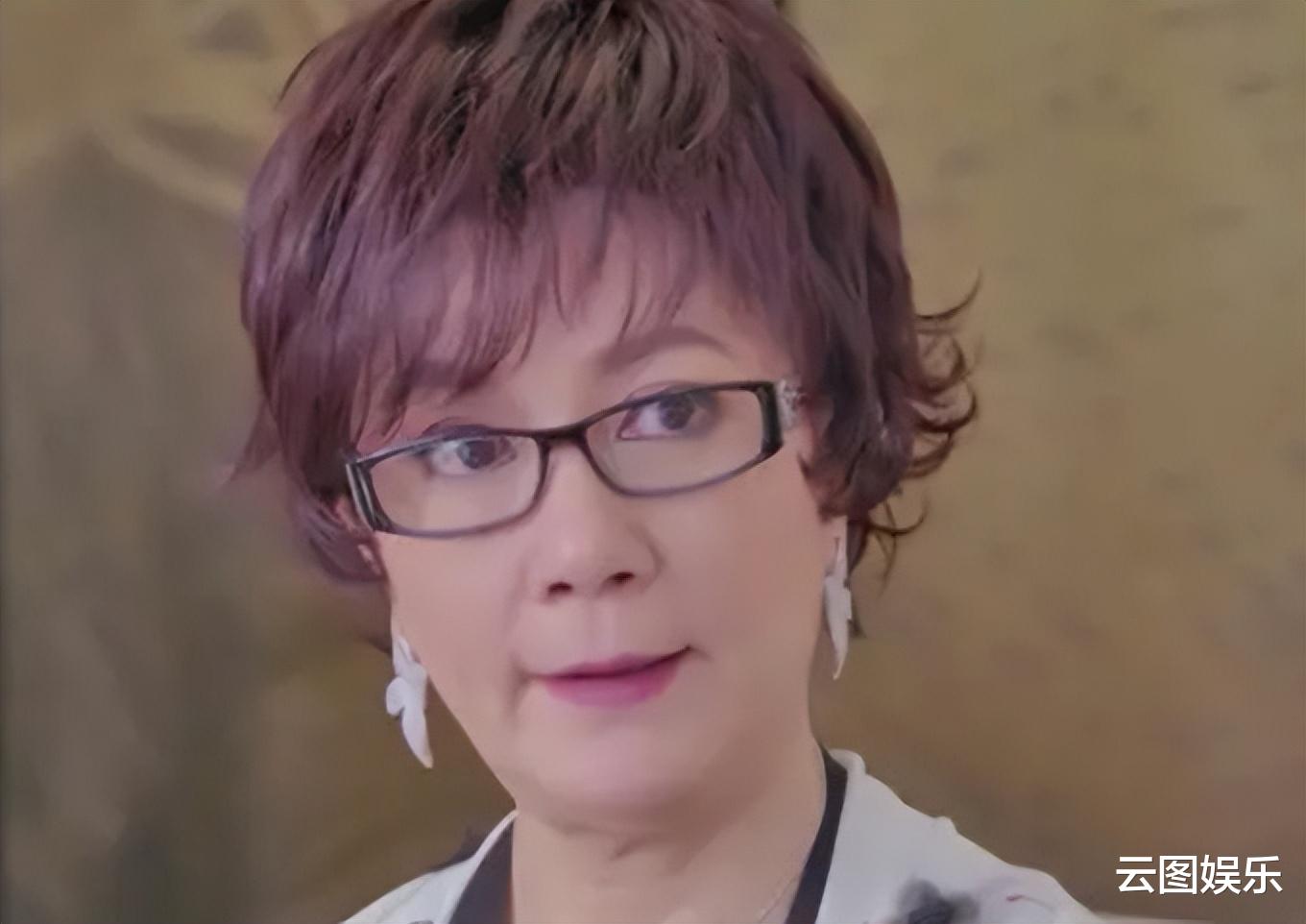 李小龙|苗可秀移民国外近况，禅院吃斋很悠闲，曾与李小龙传绯闻至今未婚