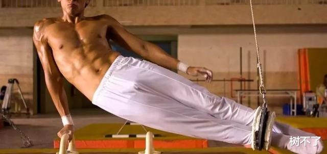 武装|彭于晏“丑闻”被曝光？我们都错看他了！