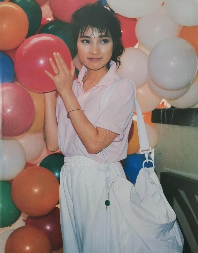 魏无羡|演员戚美珍，和苗侨伟因戏生情，结婚32岁零绯闻