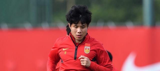 国足|下午14点！知名博主正式确认，国足队长最新计划被曝光，球迷点赞