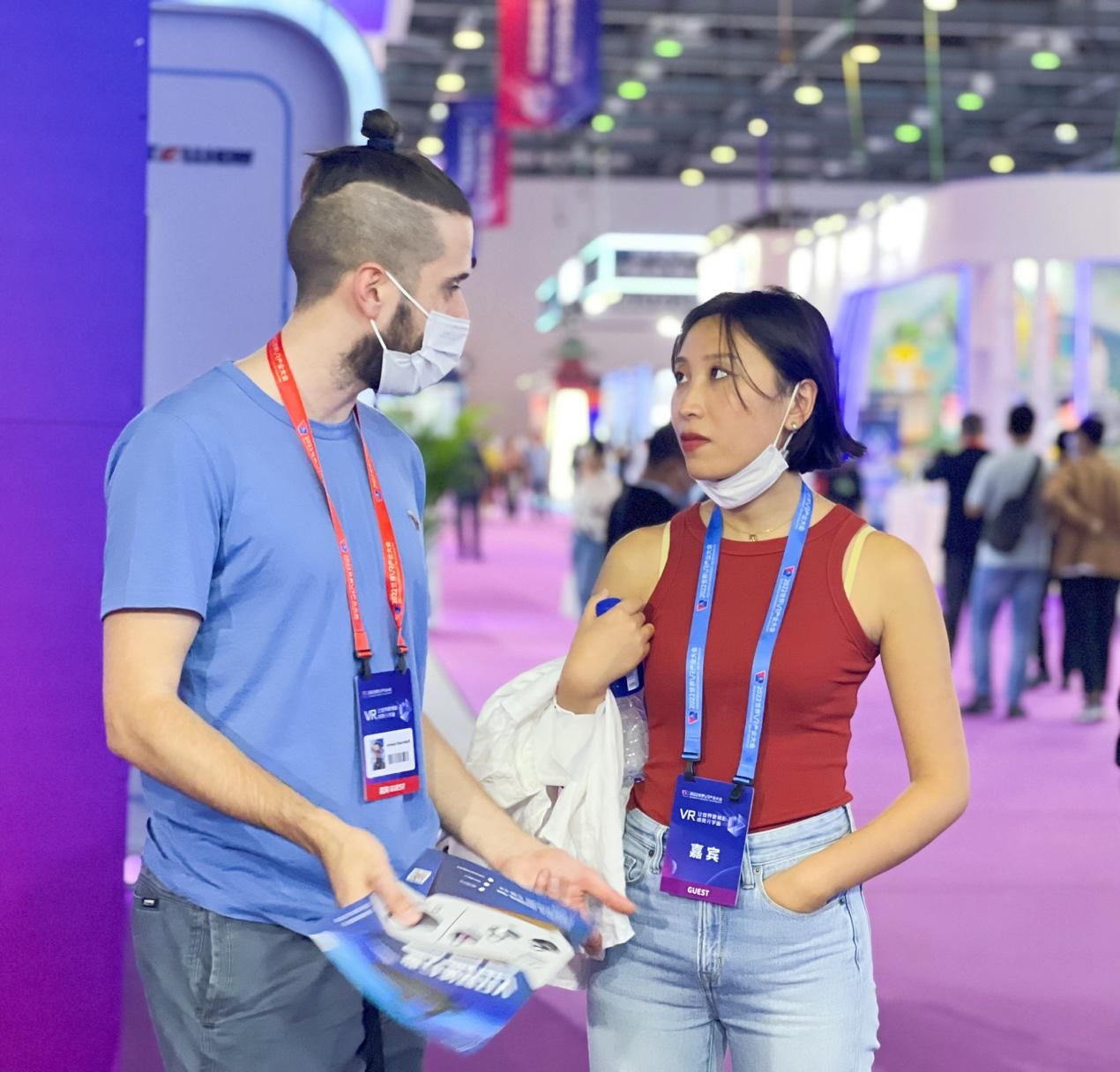 一体机|大朋VR亮相2022世界VR产业大会,「游戏级」新品E4大获好评