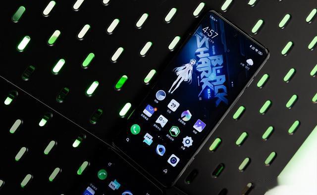 iQOO 11领衔 那些主打性能的手机推荐