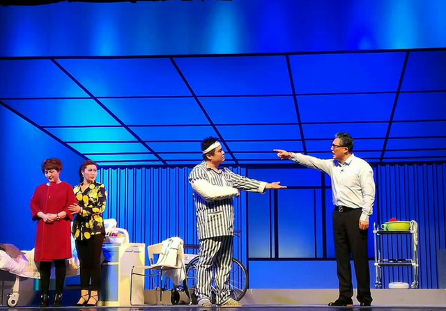 周立波|从海派清口创始人，到自掘坟墓瘾君子，周立波为何成了过街老鼠？