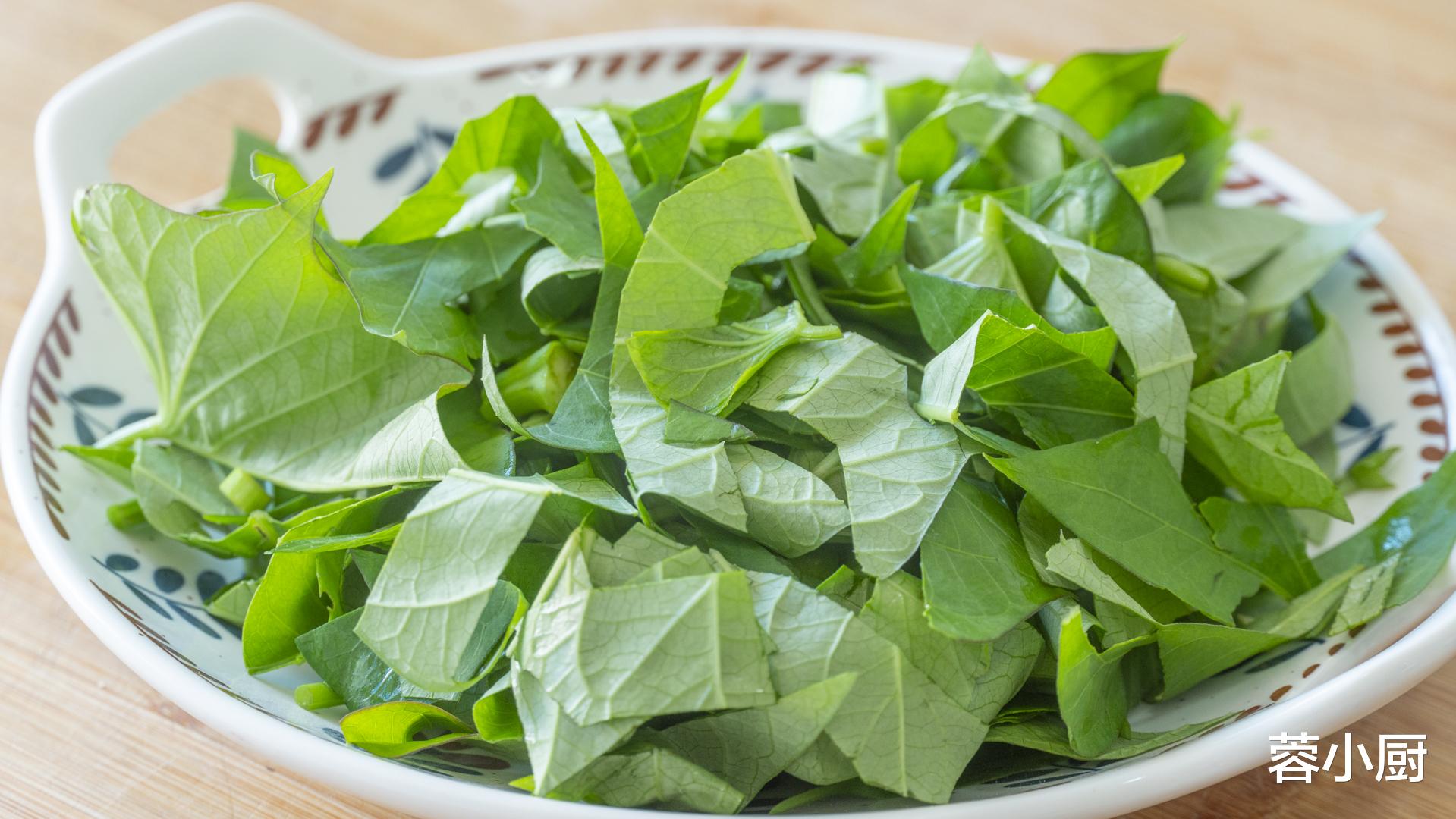 秋日进补要忌嘴,小心伤脾胃!提醒:少吃姜和桂圆,多吃6样才对