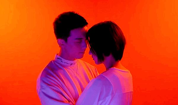 张子枫|张子枫恋情爆上热搜!网友:怎么不是吴磊