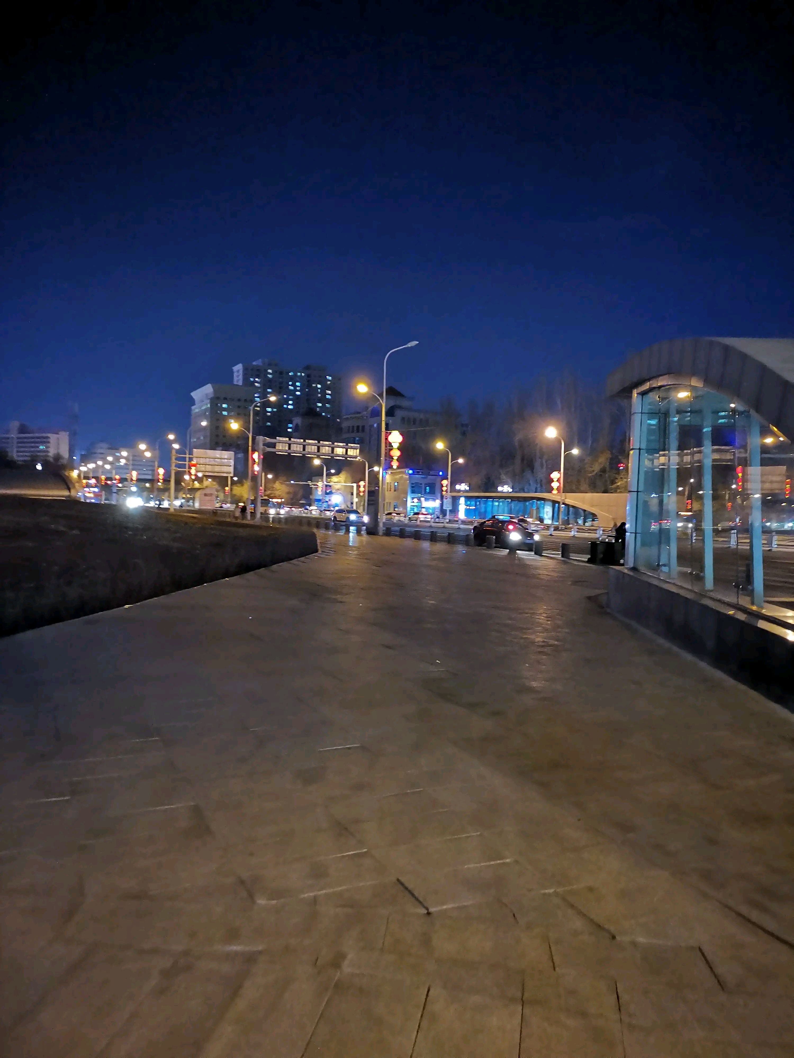 “贬值潮”真的来了？房子半年贬值50%，业主们要求退房