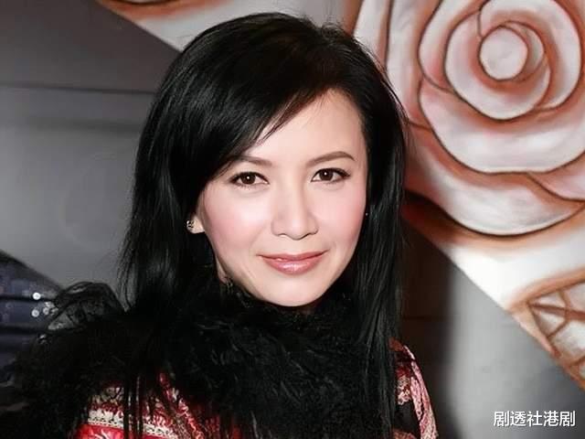 香港|香港知名女星疑陷经济困难！晒照主动求工作，自觉还有几分姿色