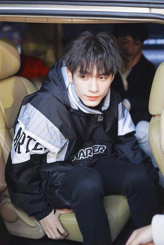 锡纸烫 今年流行这3种“发型”：锡纸烫、寸头和长发，雅痞帅气又高级