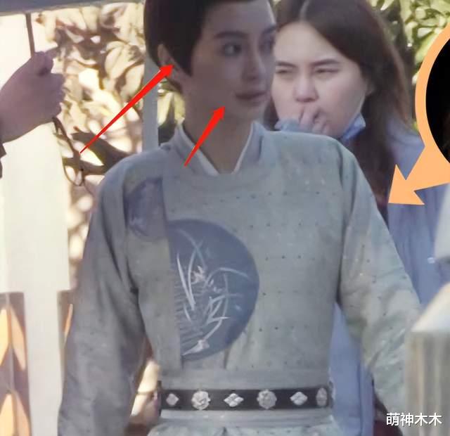 微笑|baby新剧路透引热议，造型怪异微笑唇抢镜，还撞型黎姿“赵敏”