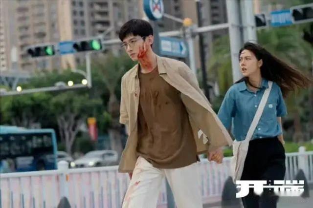 开端|《开端》上了300多个热搜，爆了吗