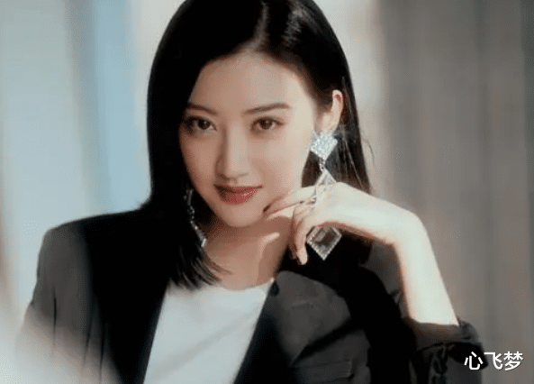 娱乐圈|娱乐圈当中被视为花瓶的女艺人都有哪些呢？