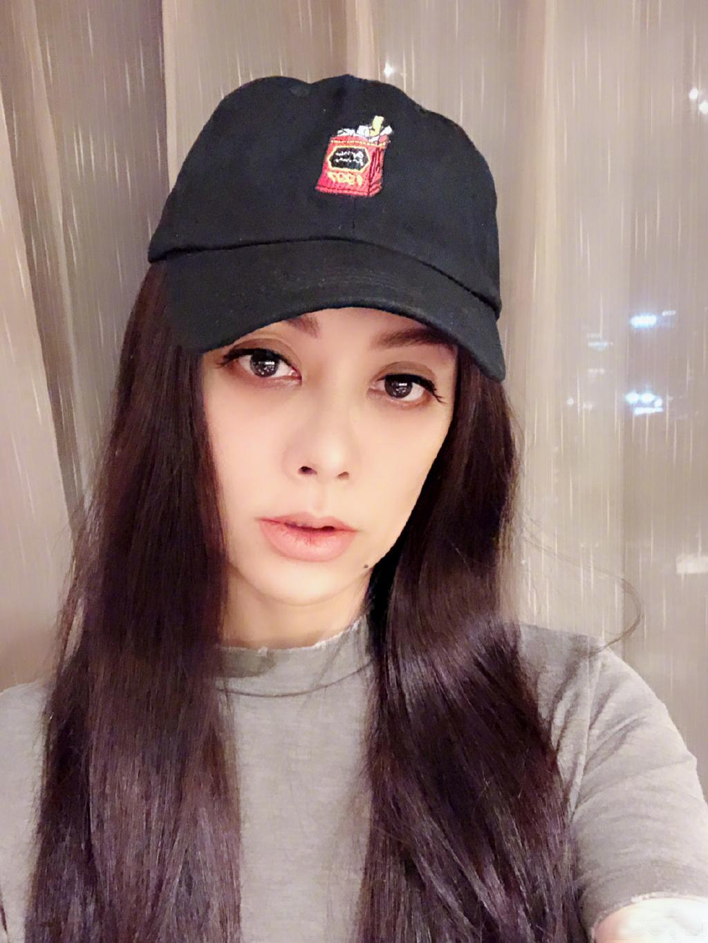 宁静|宁静：与美国丈夫离婚后，经历一次失败的姐弟恋，现单身一人