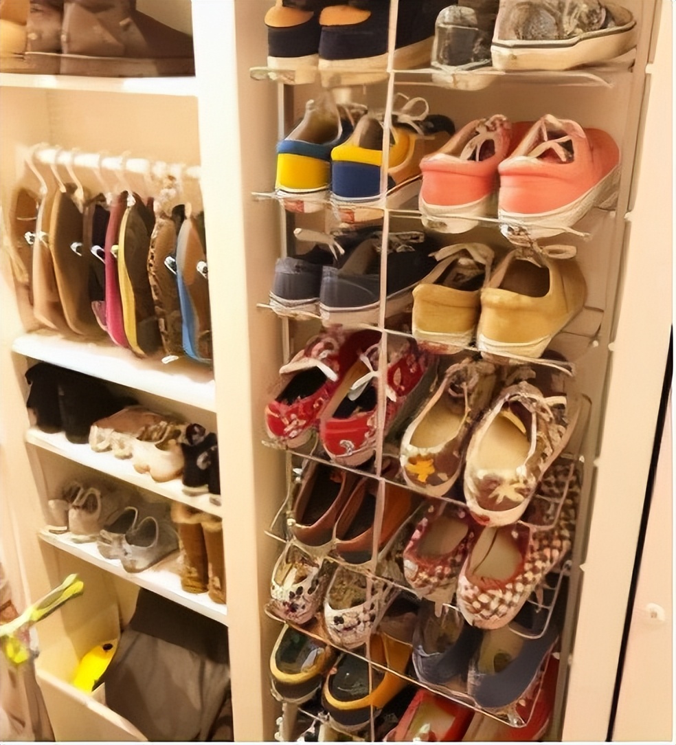 鞋子乱堆门口“过时”了!学年轻人这么布置,干净无异味,贼实用