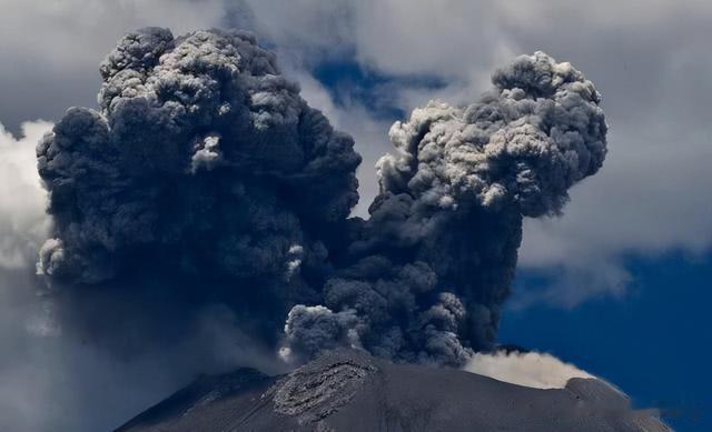 旅行|富士山内部压力达1.6兆帕，会在什么时候爆发？会影响到我国吗？