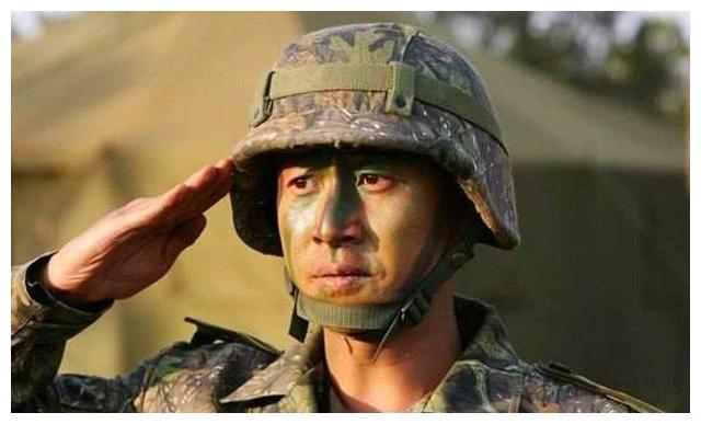 军人|醒醒吧！拜托某些人就别演中国军人了，这8位演员扮起来才像军人