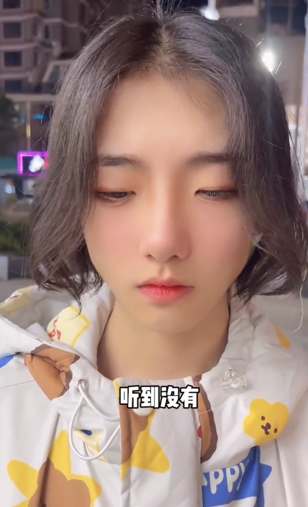 身份证|“全网最美男孩”杰尼辉:比女生还美是啥体验?